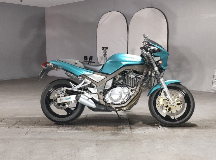 Мотоцикл Yamaha SRX400 с пробегом 63343 km
