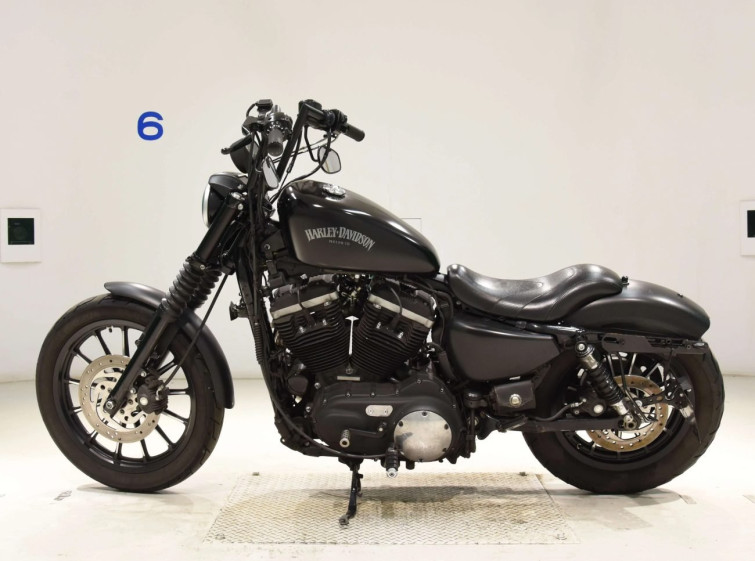 Мотоцикл HD SPORTSTER IRON XL883N