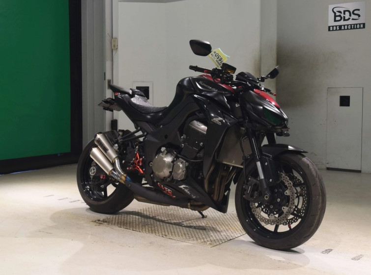 Мотоцикл Kawasaki Z1000 з пробігом 12397 km