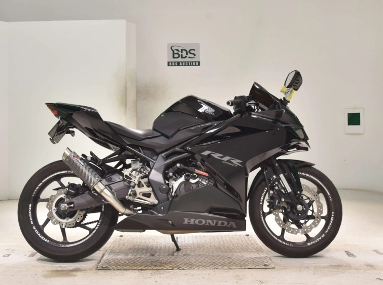 Мотоцикл Honda CBR250RRA з пробігом 9730 km
