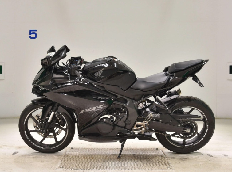 Мотоцикл Honda CBR250RRA з пробігом 9730 km