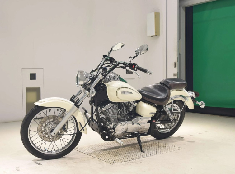 Мотоцикл Yamaha DRAGSTAR XVS250 с пробегом 18647 km