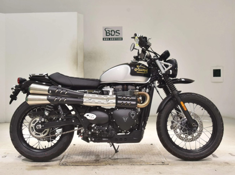 Мотоцикл Triumph STREET SCRAMBLER с пробегом 2796 km