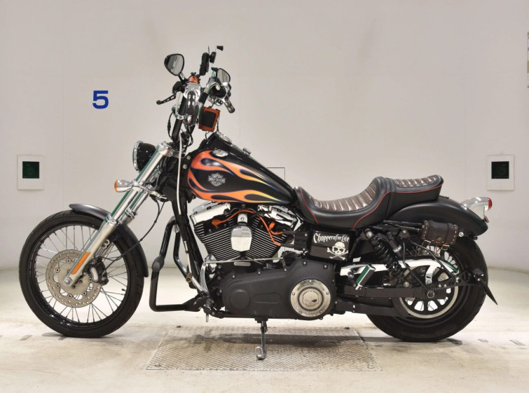 Мотоцикл HD WIDE GLIDE FXDWG1580 с пробегом 26540 km