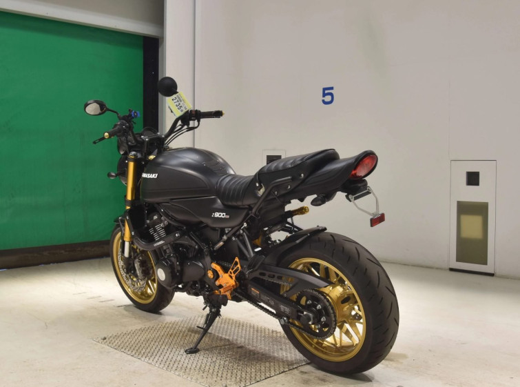 Мотоцикл Kawasaki Z900RS з пробігом 1842 km