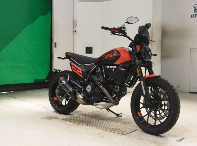 Мотоцикл Ducati SCRAMBLER 803 FULLTHROTTLE з пробігом 14143 km