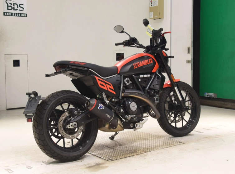 Мотоцикл Ducati SCRAMBLER 803 FULLTHROTTLE з пробігом 14143 km