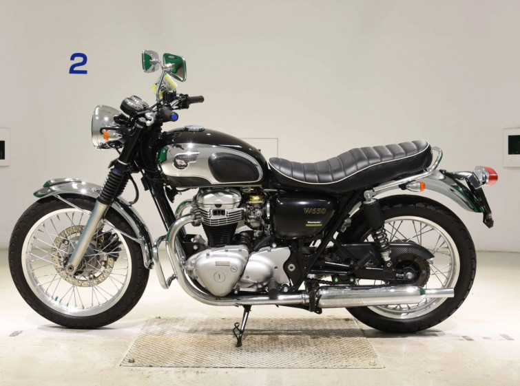 Мотоцикл Kawasaki W650 с пробегом 25501 km