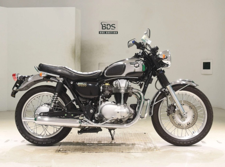 Мотоцикл Kawasaki W650 с пробегом 25501 km