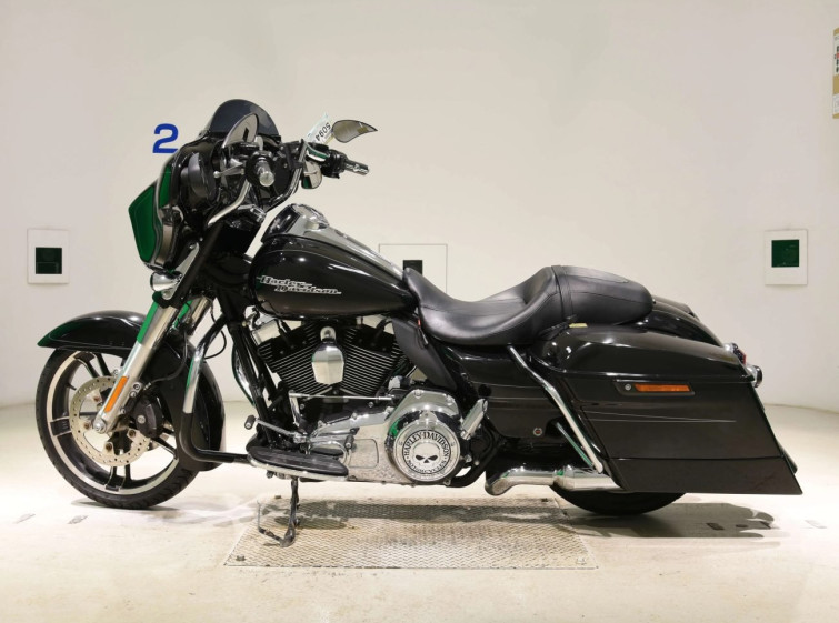 Мотоцикл HD SREET GLIDE FLHXS1690 з пробігом 27594 km
