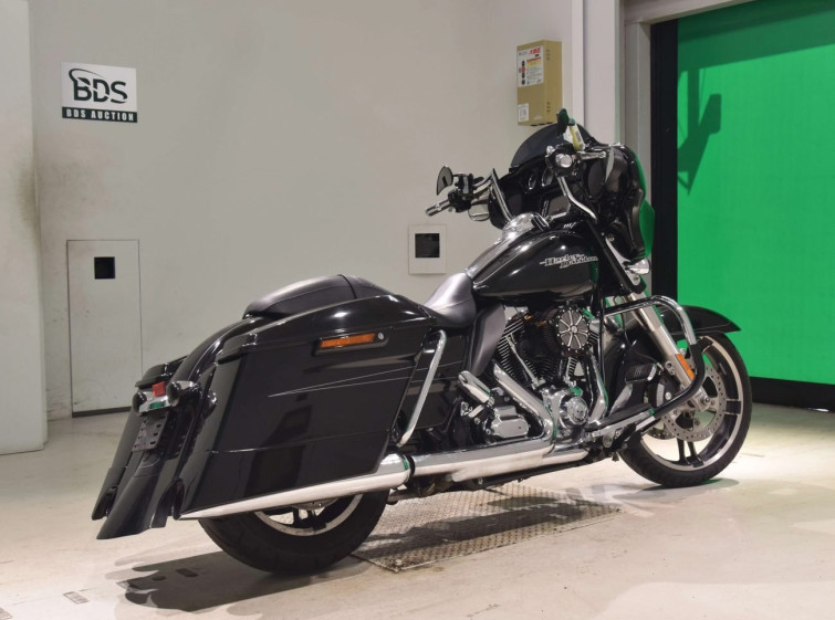 Мотоцикл HD SREET GLIDE FLHXS1690 з пробігом 27594 km