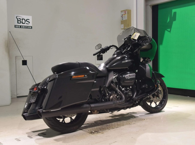 Мотоцикл HD SOFTAIL FXDRS1870 з пробігом 118934 km