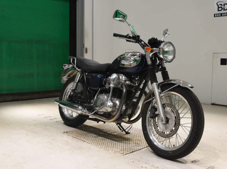 Мотоцикл Kawasaki W650 с пробегом 5879 km