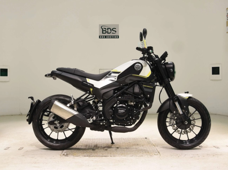Мотоцикл Benelli LEONCINO 250