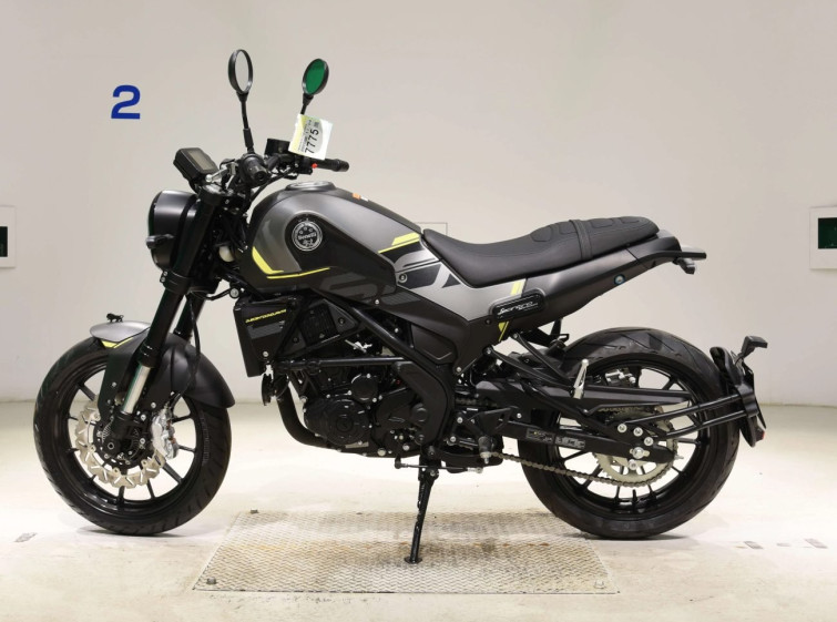 Мотоцикл Benelli LEONCINO 250
