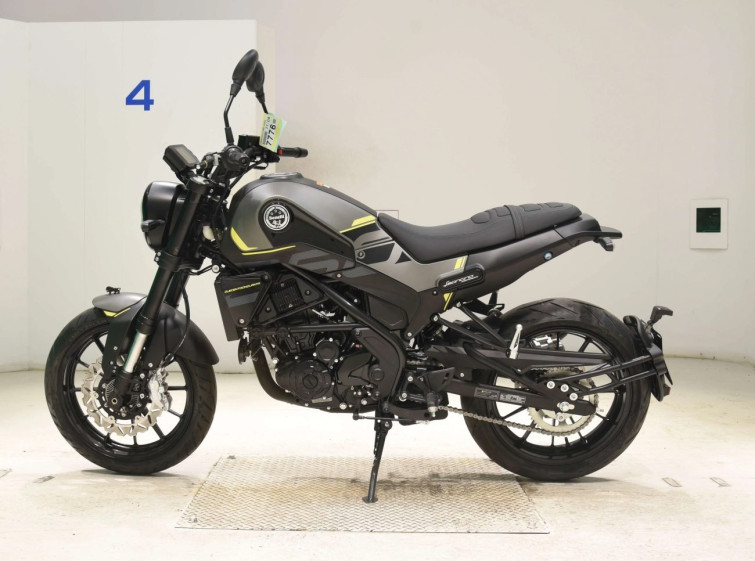 Мотоцикл Benelli LEONCINO 250