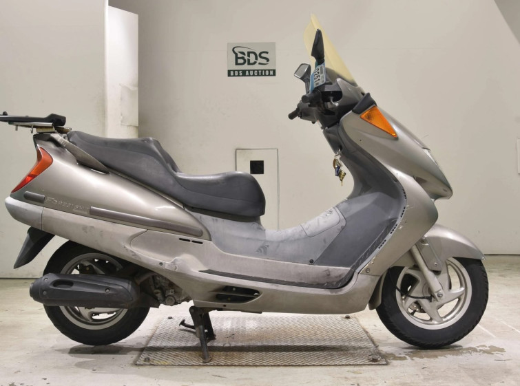 Мотоцикл Honda FORESIGHT с пробегом 38158 km