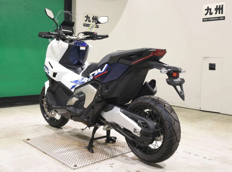 Мотоцикл Honda X-ADV750-2 з пробігом 1966 km