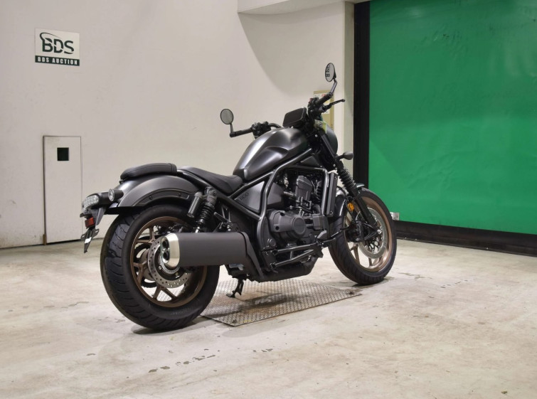 Мотоцикл Honda REBEL CMX1100 з пробігом 2 km