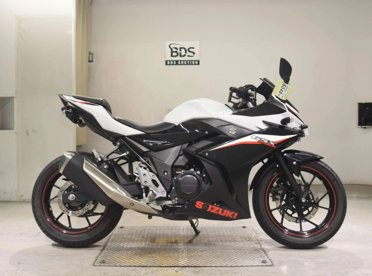 Мотоцикл Suzuki GSX250R з пробігом 18633 km
