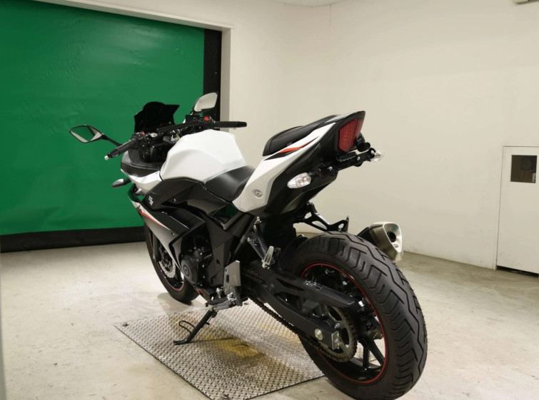 Мотоцикл Suzuki GSX250R з пробігом 18633 km