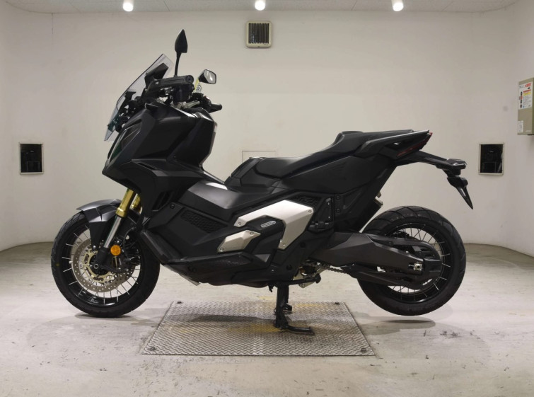 Мотоцикл Honda X-ADV750-2 с пробегом 17135 km