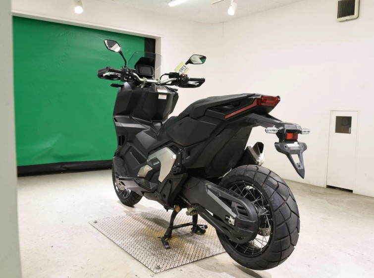 Мотоцикл Honda X-ADV750-2 с пробегом 17135 km
