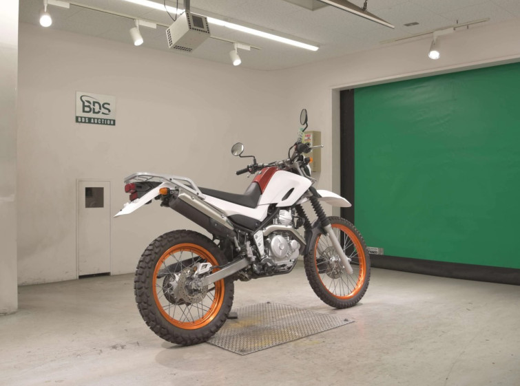 Мотоцикл Yamaha SEROW XT250 з пробігом 15116 km