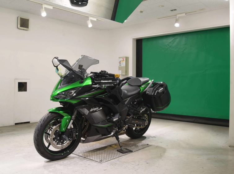 Мотоцикл Kawasaki NINJA1000SX с пробегом 16953 km