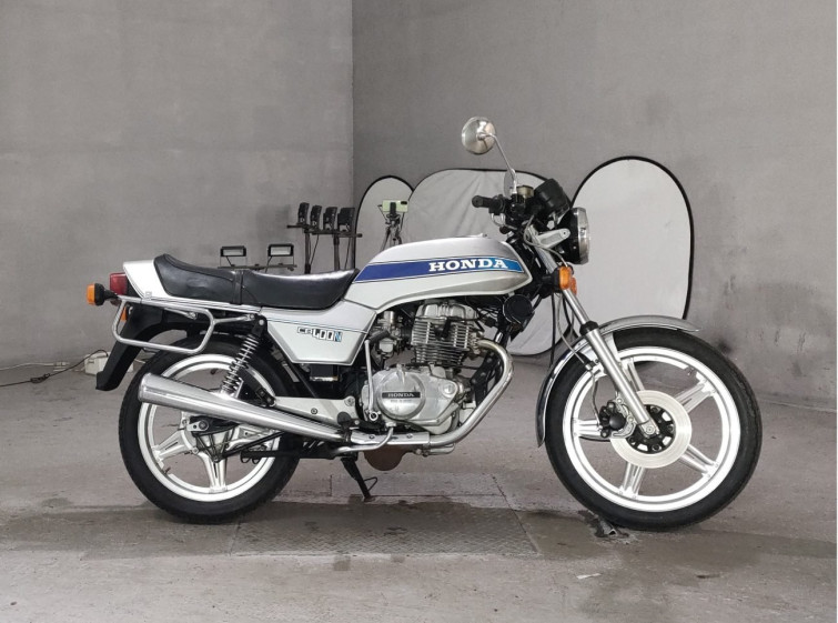 Мотоцикл Honda CB400N з пробігом 33031 km