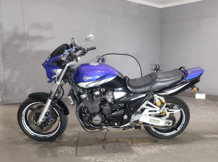 Мотоцикл Yamaha XJR1300 с пробегом 76712 km
