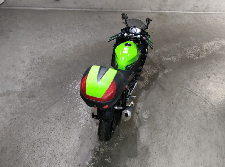 Мотоцикл Kawasaki NINJA400 с пробегом 11842 km