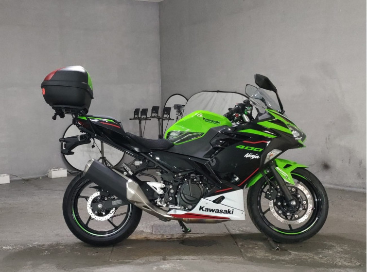 Мотоцикл Kawasaki NINJA400 с пробегом 11842 km