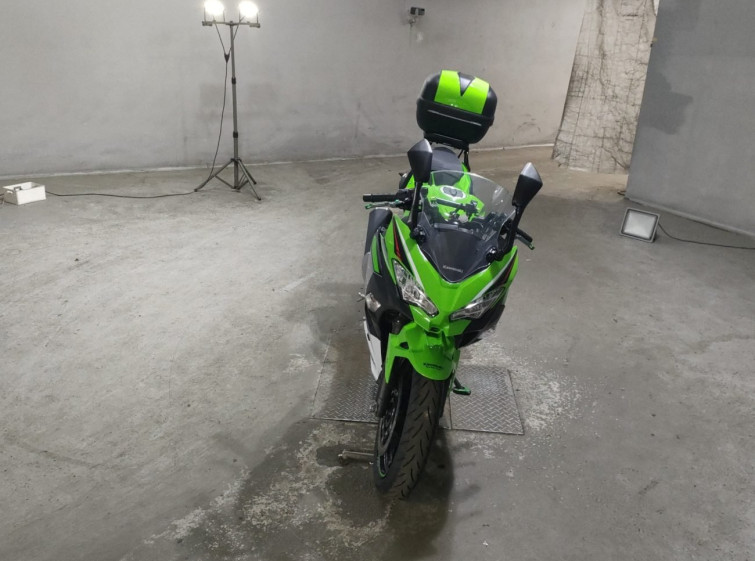 Мотоцикл Kawasaki NINJA400 с пробегом 11842 km