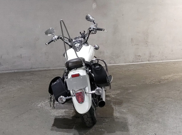 Мотоцикл Yamaha DRAGSTAR XVS400 CLASSIC с пробегом 18500 km
