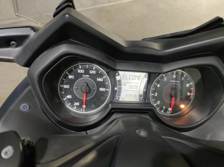 Мотоцикл Yamaha X-MAX250 с пробегом 37415 km