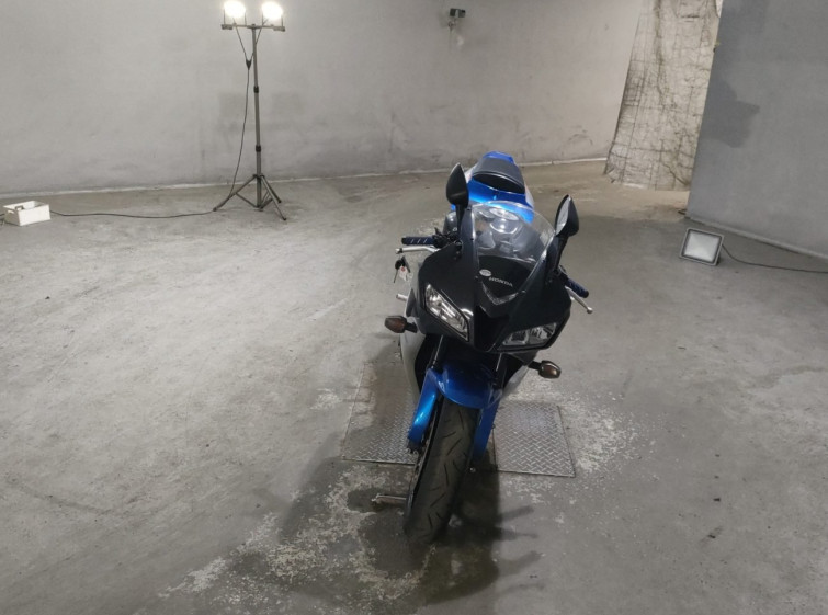 Мотоцикл Honda CBR600RR с пробегом 25513 km