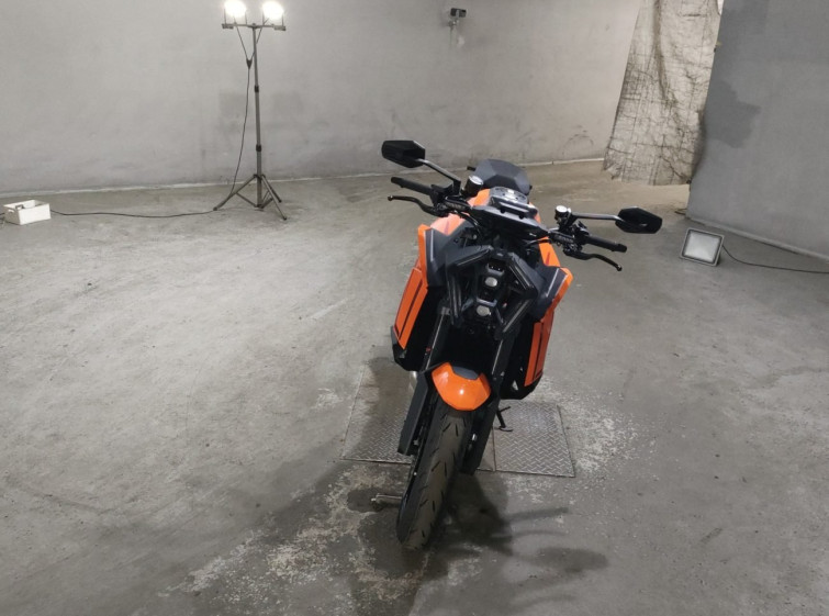 Мотоцикл KTM 1390 SUPER DUKE R EVO з пробігом 1 km