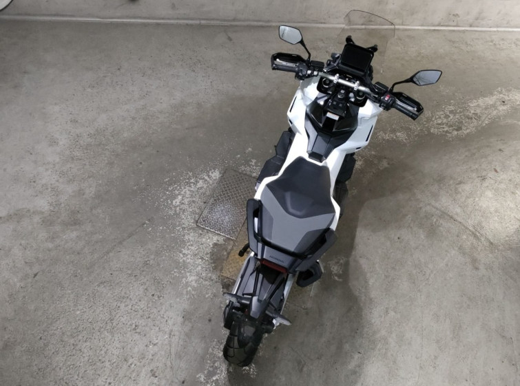 Мотоцикл Honda X-ADV750 з пробігом 16205 km