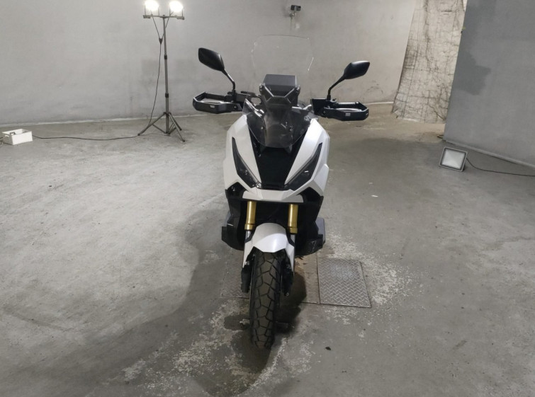 Мотоцикл Honda X-ADV750 з пробігом 16205 km