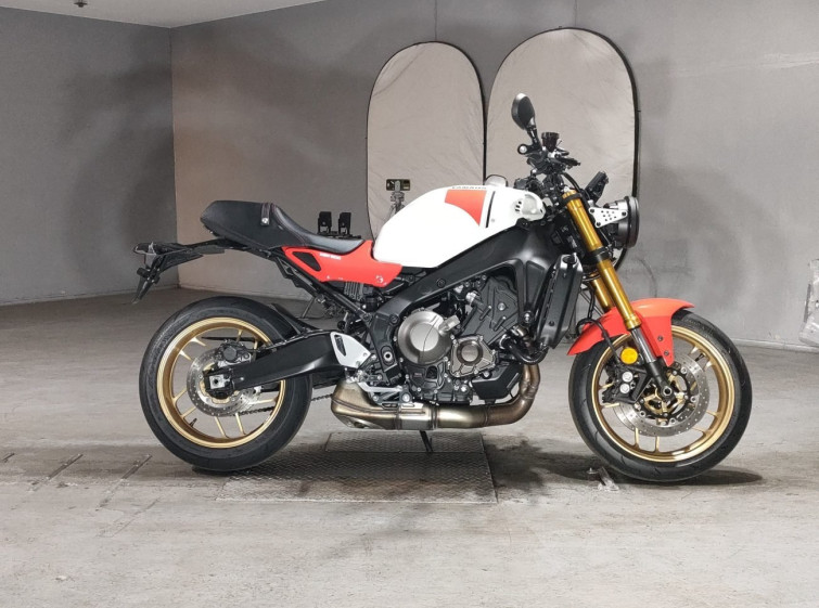 Мотоцикл Yamaha XSR900 с пробегом 16104 km