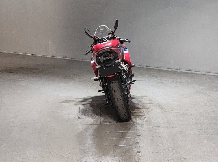 Мотоцикл Honda CBR600RR с пробегом 9426 km