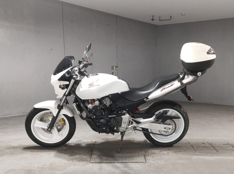 Мотоцикл Honda HORNET 250 с пробегом 2195 km