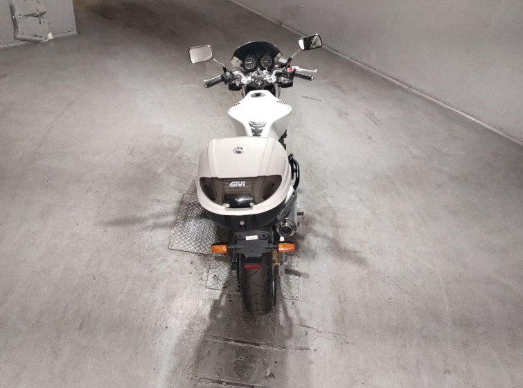 Мотоцикл Honda HORNET 250 с пробегом 2195 km