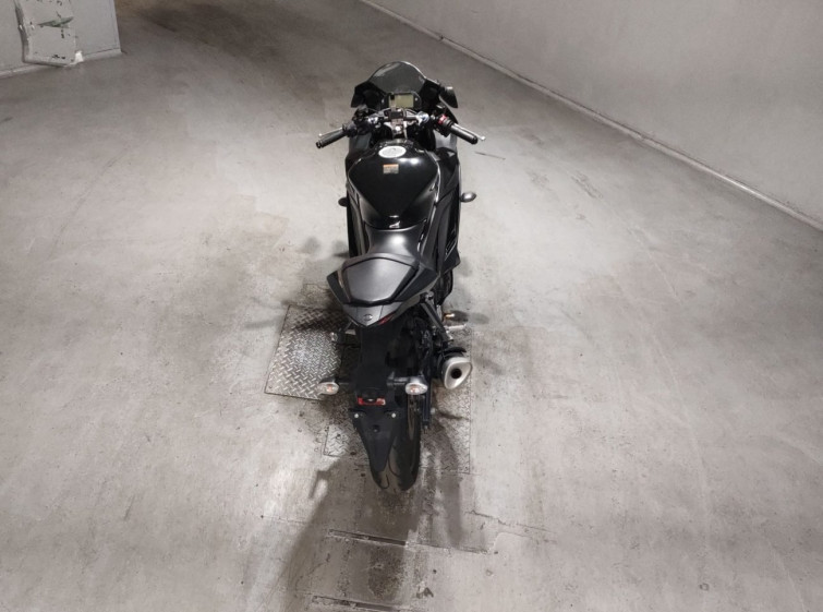 Мотоцикл Yamaha YZF-R3 с пробегом 26790 km