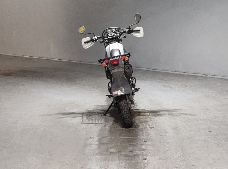 Мотоцикл Suzuki DF200E з пробігом 9782 km