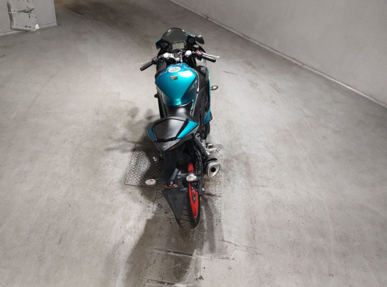 Мотоцикл Yamaha YZF-R25 с пробегом 1 km
