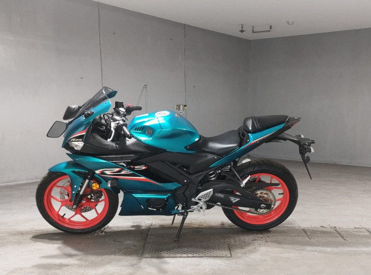 Мотоцикл Yamaha YZF-R25 с пробегом 1 km