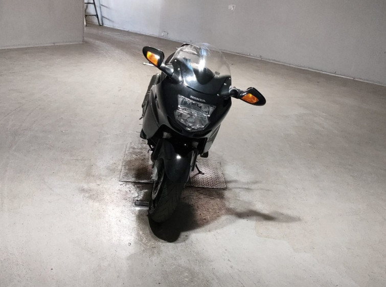 Мотоцикл Honda CBR1100XX BLACKBIRD с пробегом 34550 km