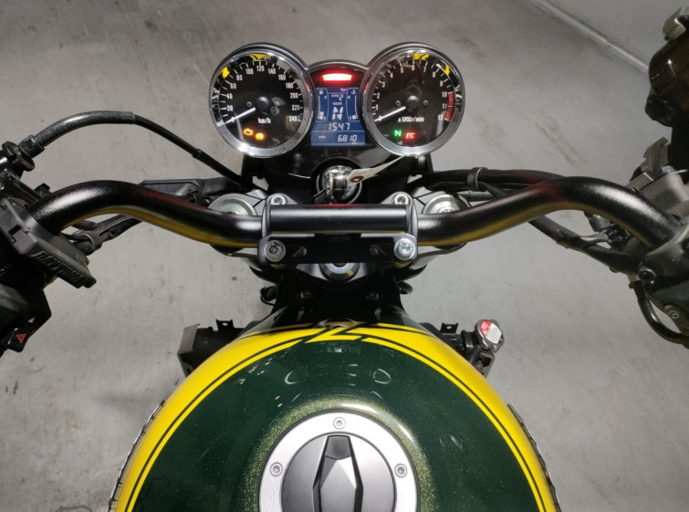 Мотоцикл Kawasaki Z900RS з пробігом 6810 km